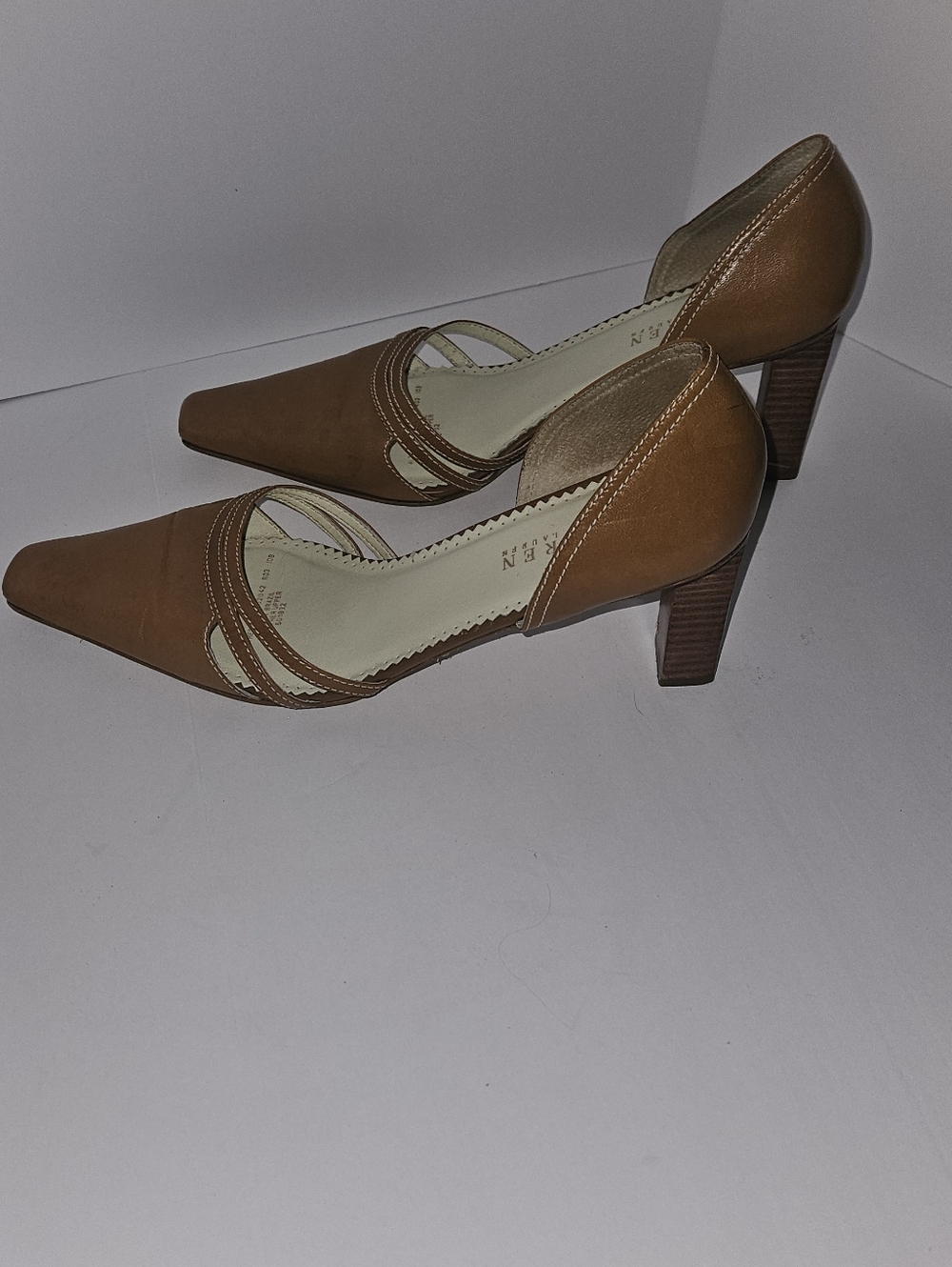 Lauren Ralph Lauren Brown Leather Square-Toe Heels - Picture 4 of 8